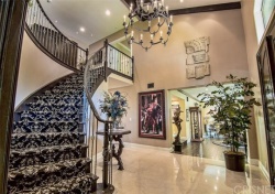 5056 Parkway Calabasas, Calabasas CA: 