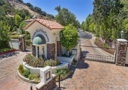 5056 Parkway Calabasas, Calabasas CA: 