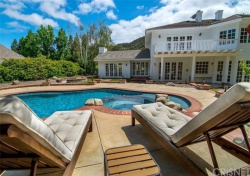 29343 Wagon Road, Agoura Hills CA: 