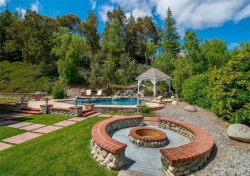 29343 Wagon Road, Agoura Hills CA: 