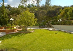 24012 Chestnut Way, Calabasas CA: 