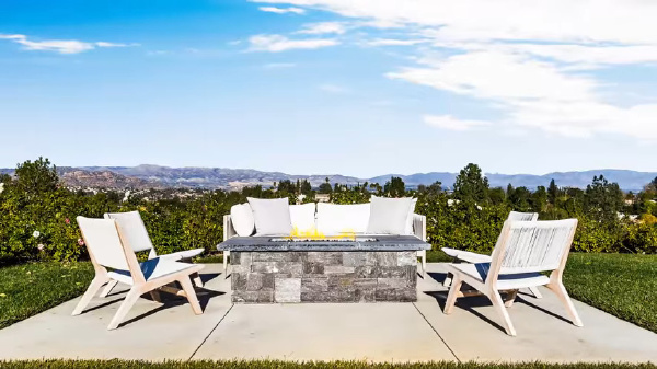 5900 Clear Valley Road, Hidden Hills CA: 