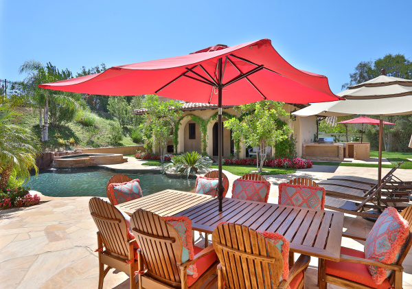 25262 Prado Del Grandioso, Calabasas CA: 