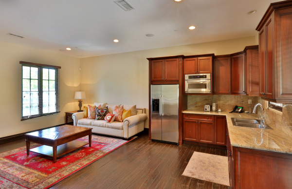 25262 Prado Del Grandioso, Calabasas CA: 