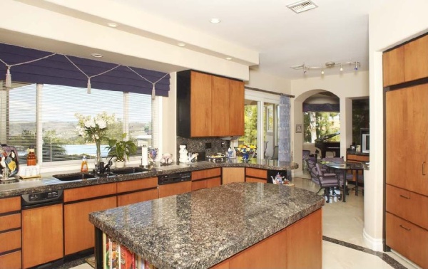 25549 GAYLORD Court, Calabasas CA: 