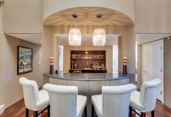 24348 LA MASINA Court, Calabasas CA: 