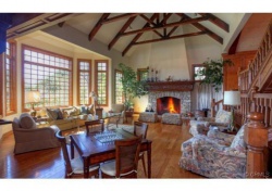 5523 Paradise Valley, Hidden Hills CA: 