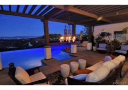 25425 Prado De Las Peras, Calabasas CA: 