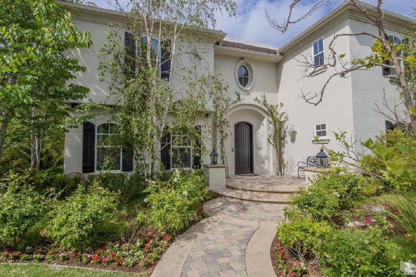 3400 CORDOVA Drive, Calabasas Park CA: 
