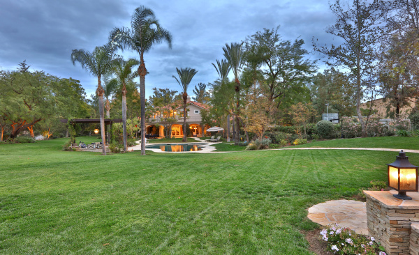 25546 Colette Way, Calabasas CA: 