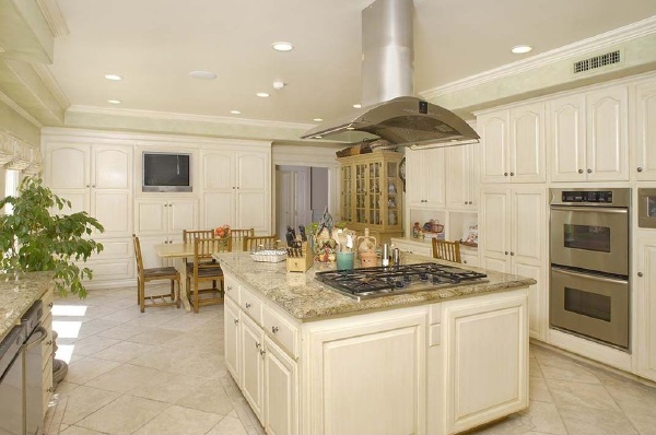 5079 PARKWAY CALABASAS, Calabasas CA: 