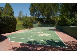 25445 Cumberland Lane, Calabasas CA: 
