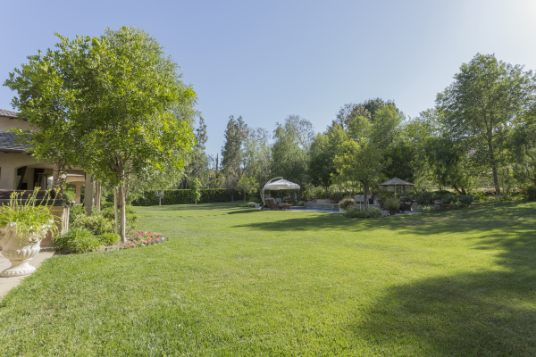 5871 CLEAR VALLEY Road, Hidden Hills CA: 