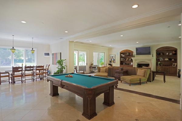 5871 CLEAR VALLEY Road, Hidden Hills CA: 