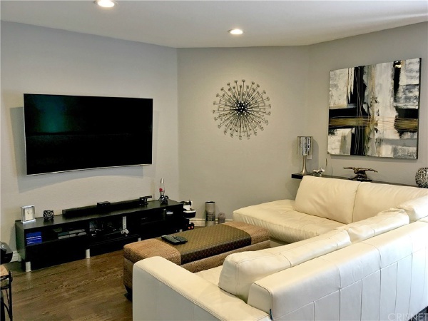 5230 ZELZAH Avenue, Encino CA: 