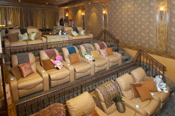25200 Walker Road, Hidden Hills CA: 