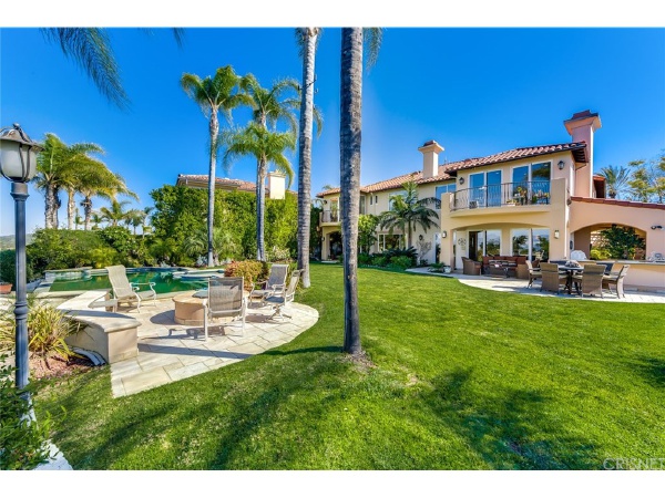 23490 Park Colombo, Calabasas CA: 