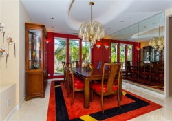 70 Dapplegray Road, Bell Canyon CA: 