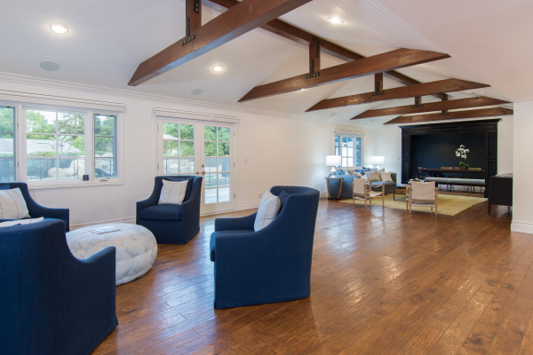 5382 Scott Robertson Drive, Hidden Hills CA: 