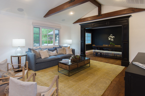 5382 Scott Robertson Drive, Hidden Hills CA: 