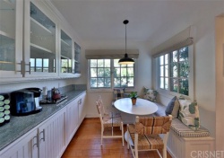 5716 JED SMITH Road, Hidden Hills CA: 