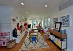 5716 JED SMITH Road, Hidden Hills CA: 