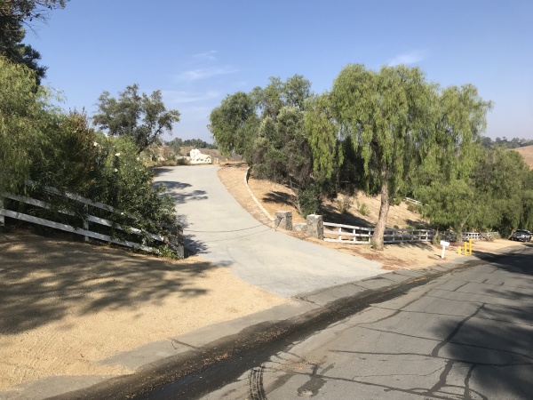 5545 DIXON TRAIL Road, Hidden Hills CA: 