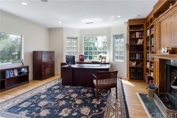 2069 Cold Canyon Road, Calabasas CA: 
