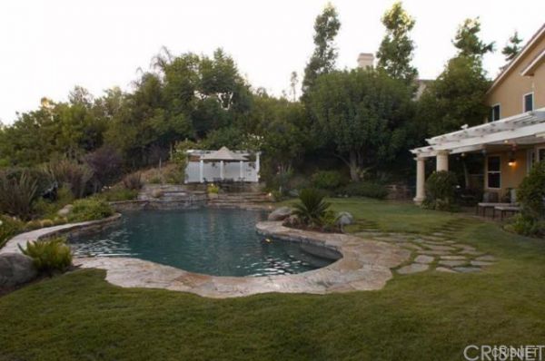 24948 Lorenzo Court, Calabasas CA: 