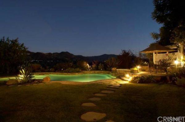 24948 Lorenzo Court, Calabasas CA: 