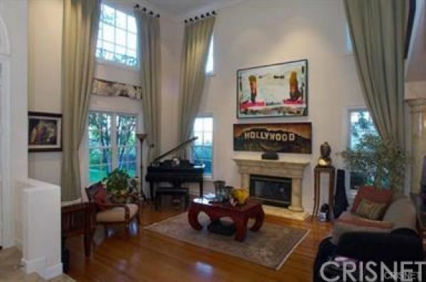 24948 Lorenzo Court, Calabasas CA: 
