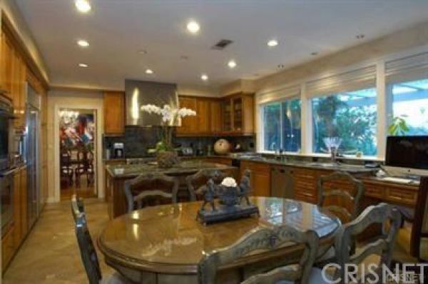 24948 Lorenzo Court, Calabasas CA: 