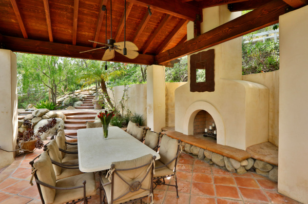 24520 Wingfield Road, Hidden Hills CA: 