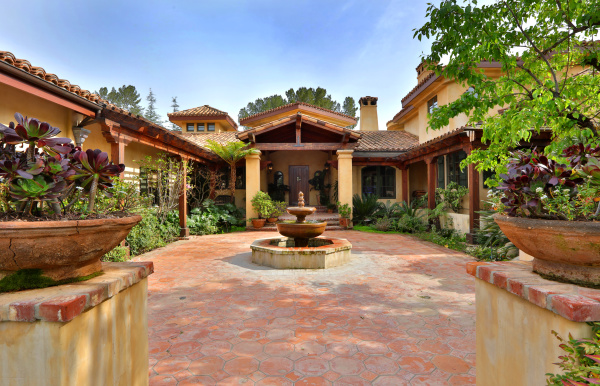 24520 Wingfield Road, Hidden Hills CA: 