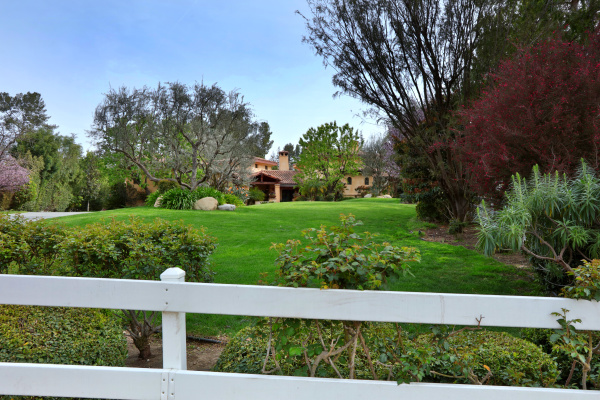 24520 Wingfield Road, Hidden Hills CA: 