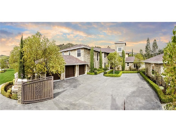 25015 Abercrombie Lane, Calabasas CA: 