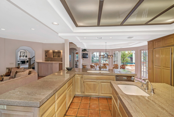 4119 Vicasa Drive, Calabasas CA: 