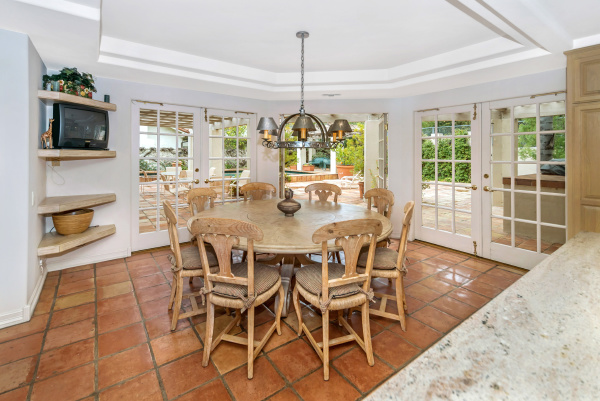 4119 Vicasa Drive, Calabasas CA: 