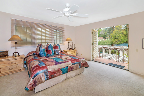 4119 Vicasa Drive, Calabasas CA: 