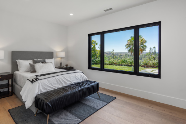 5550 BONNEVILLE Road, Hidden Hills CA: 