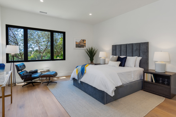 5550 BONNEVILLE Road, Hidden Hills CA: 