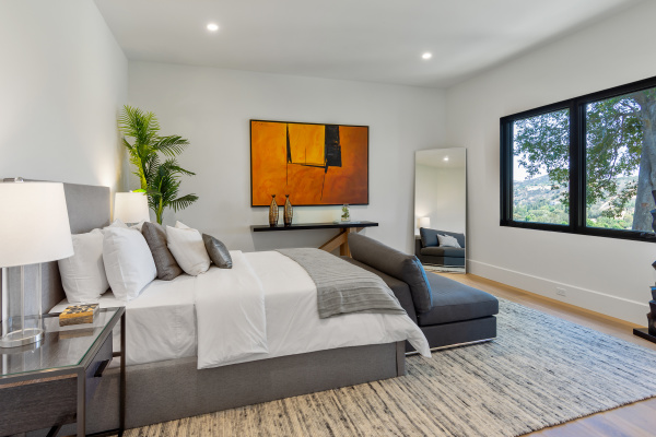 5550 BONNEVILLE Road, Hidden Hills CA: 