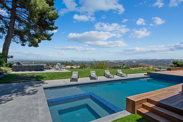 5550 BONNEVILLE Road, Hidden Hills CA: 