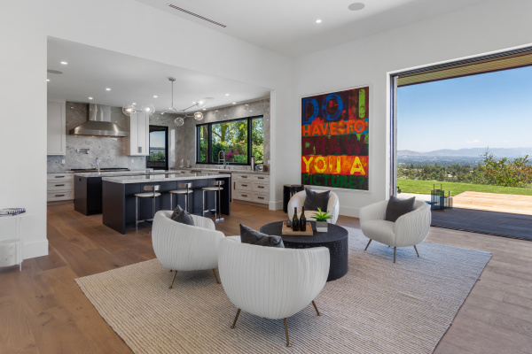 5550 BONNEVILLE Road, Hidden Hills CA: 