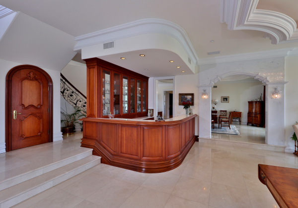 5781 PENLAND Road, Hidden Hills CA: 