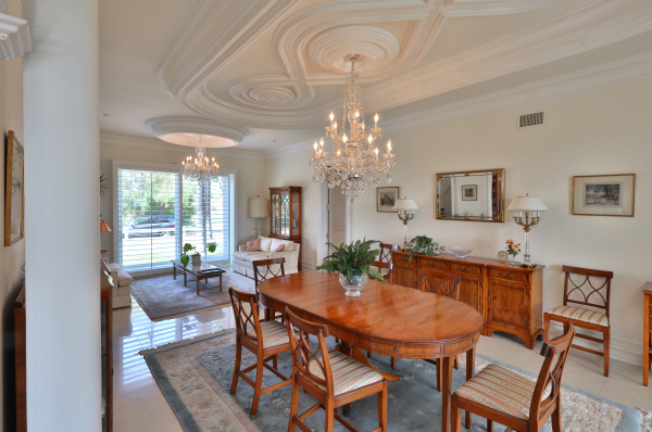 5781 PENLAND Road, Hidden Hills CA: 