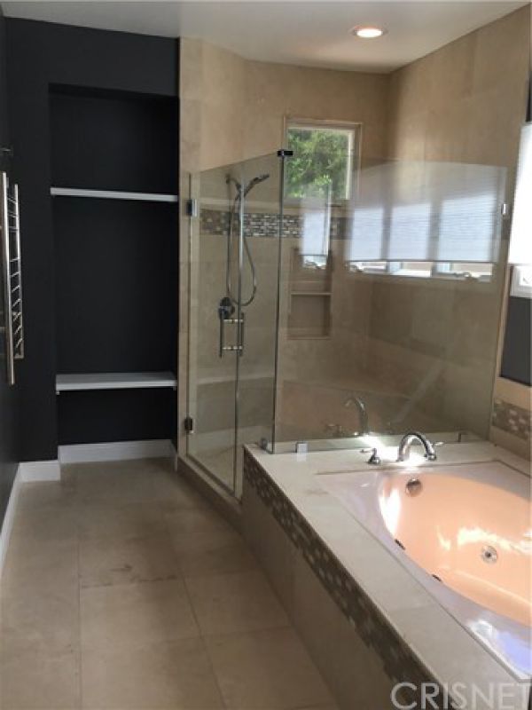 24907 Marbella Court, Calabasas CA: 