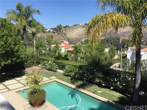 24907 Marbella Court, Calabasas CA: 