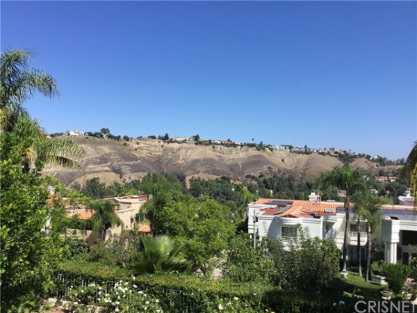 24907 Marbella Court, Calabasas CA: 