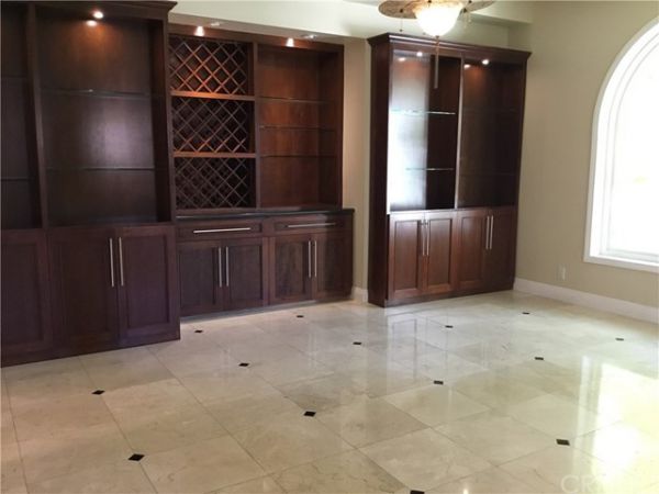 24907 Marbella Court, Calabasas CA: 